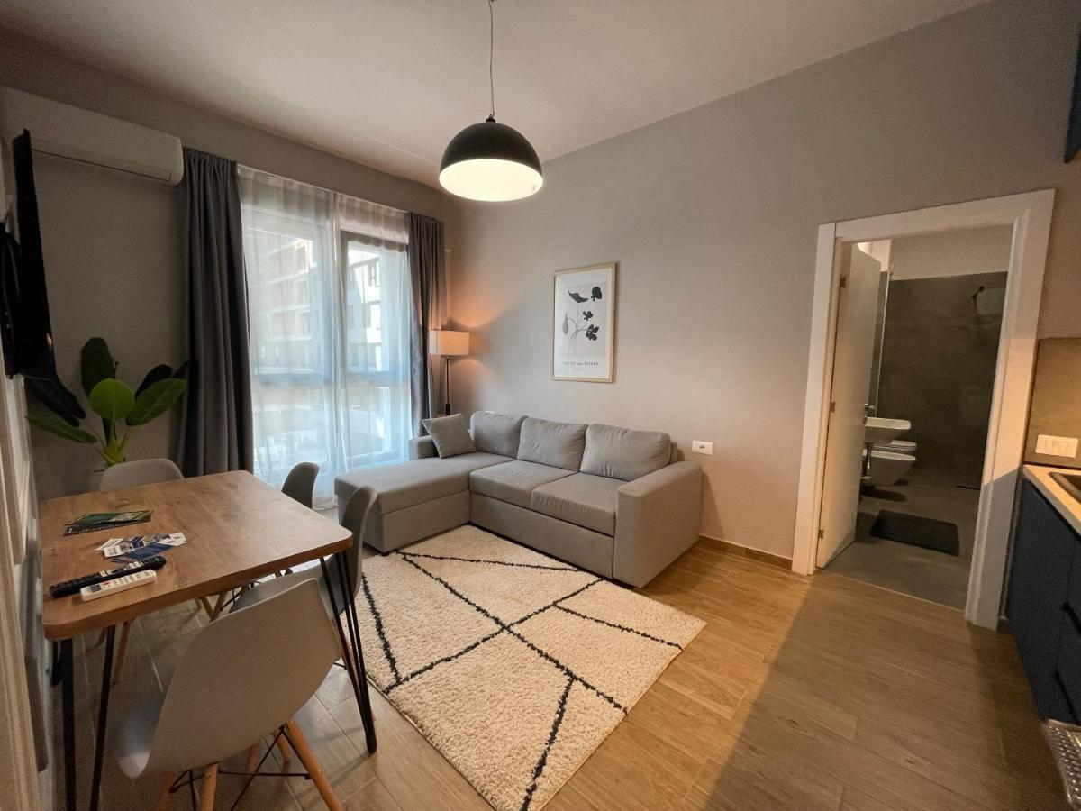 Square 21 Apartments Tirana Exterior photo